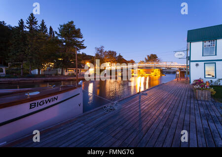 The bow of the SS Bigwin docked in the Dorset Narrows on Lake of Bays. Dorset, Lake of Bays Township, Muskoka, Ontario, Canada. Stock Photo