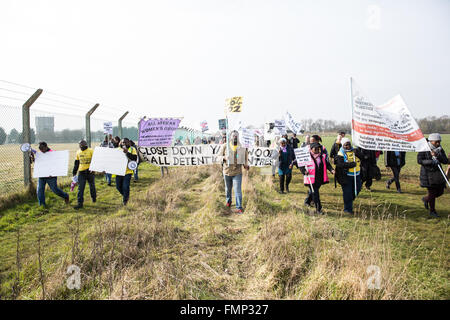 Milton Ernest, UK. 12th March, 2016. Around 2,000 campaigners protest against immigration detention outside Yarl’s Wood Immigration Removal Centre in Bedfordshire. Credit:  Mark Kerrison/Alamy Live News Stock Photo