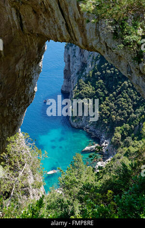 Arco Naturale, Island of Capri, Gulf of Naples, Campania, Italy Stock Photo