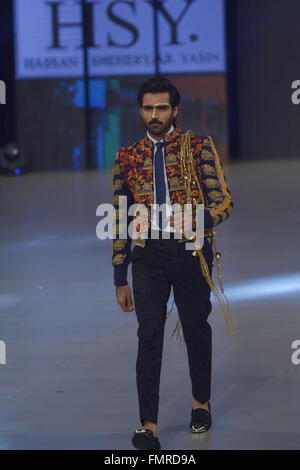 Lahore, Pakistan. 12th Mar, 2016. Pakistani model presents creations by famous designer HSY on the third day of Pakistan Fashion Design Council (PFDC) Sunsilk Fashion Week 2016. © Rana Sajid Hussain/Pacific Press/Alamy Live News Stock Photo