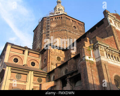 The Cathedral of Pavia, belfry and apartment building. Stock Photo