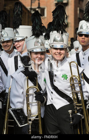 London, UK. 13 March 2016. Members of the 250 piece Coppell High School Marching Band from Coppell, Dallas, Texas, USA. The annual St. Patrick's Day Parade takes place in Central London. Credit:  Vibrant Pictures/Alamy Live News Stock Photo