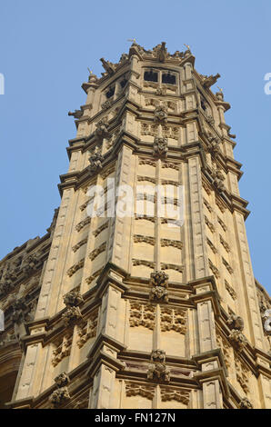 Structure of the Palace of Westminster, the meeting place of the House of Commons and the House of Lords. Victoria Tower in SW corner Stock Photo