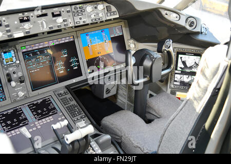 cockpit, panel, switch, boeing, b 787, B787, 8, 9, Dreamliner, Dream Liner, Munich Airport, MUC, EDDM, Airport Munich, Stock Photo