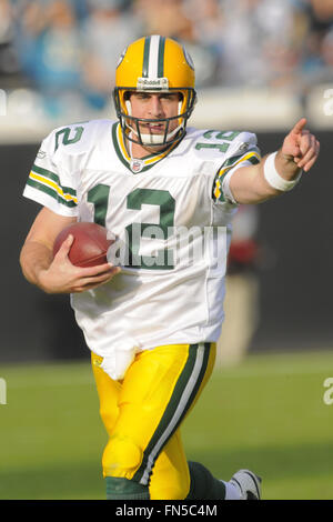 Green Bay, United States. 16th Jan, 2021. Green Bay Packers fan wearing a  Cheese Head cheers on his team as they defeat the Los Angeles Rams 32-18  during the Divisional Playoff at