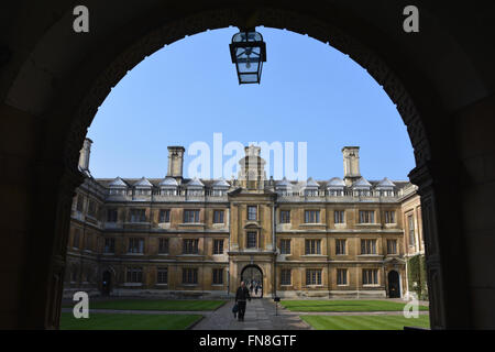 Through entrance arch to Old Court quad in Clare College, a constituent college of the University of Cambridge, England Stock Photo