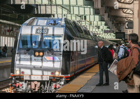 newark nj transit trains arrive penn station alamy