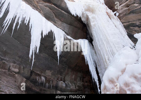 Frozen Waterfall Starved Rock State Park Illinois Stock Photo