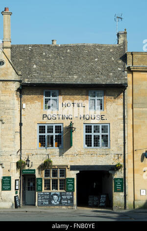 The Kings Arms / Posting house hotel, Stow on the Wold, Gloucestershire, Cotswolds, England Stock Photo