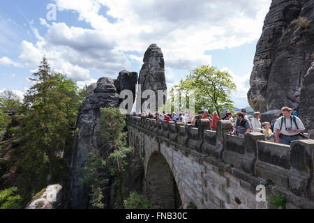 Tourists walking along the Bastei Bridge, Elbe Sandstone Mountains, Sächsische Schweiz, Saxony, Germany Stock Photo