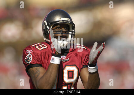 Tampa Bay Buccaneers Ike Hilliard looks up at the score board in the 4th  quarter at Giants Stadium in East Rutherford, New Jersey on October 29,  2006. The New York Giants defeated