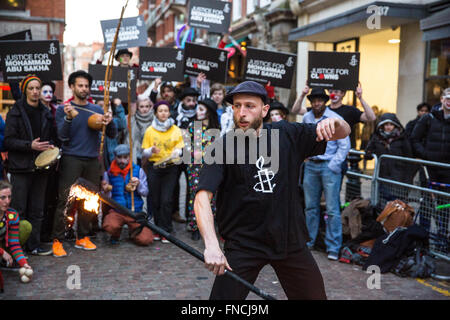 London, UK. 14th March, 2016. Amnesty International campaigners stage a circus outside the Israeli embassy to publicise the case of Mohammad Faisal Abu Sakha, a Palestinian circus performer detained without charge by the Israeli military since late 2015. Credit:  Mark Kerrison/Alamy Live News Stock Photo