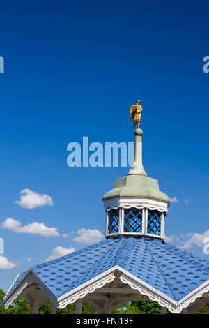 Carved wooden gazebo by the river Stock Photo - Alamy