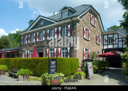 Deutschland, Rhein-Sieg-Kreis, Lohmar, Haus Stolzenbach Stock Photo