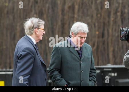 Westminster London,UK. 15th March 2016. BBC presenter Jeremy Paxman (R) interviews Eurosceptic MP Bill Cash (L) in Westminster with 100 days left until the EU referendum Credit:  amer ghazzal/Alamy Live News