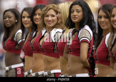 Tampa, Florida, USA. 10th Sep, 2006. Sept. 10, 2006; Tampa, FL, USA; Tampa Bay Buccaneers cheerleaders during the Bucs game against the Baltimore Ravens at Raymond James Stadium. ZUMA Press/Scott A. Miller © Scott A. Miller/ZUMA Wire/Alamy Live News Stock Photo