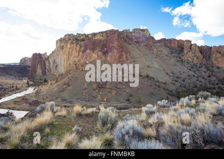 Smith Rock State Park and the Crooked River during the daytime in the Winter. This is a great time to do some rock climbing as t Stock Photo