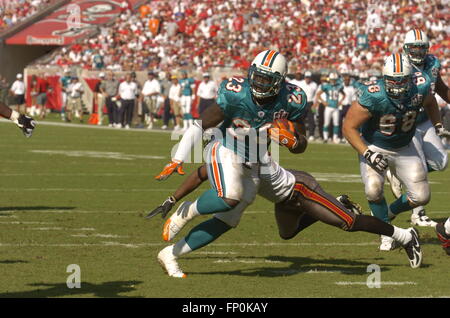 Miami Dolphins' Ricky Williams glances at the scoreboard during the first  half in a game against the Tampa Bay Buccaneers at Raymond James Stadium Oct.  16, 2005 in Tampa, Fl. The Buccaneers