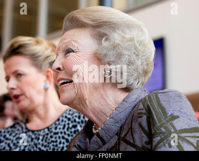 The Hague, The Netherlands. 16th Mar, 2016. Princess Beatrix and Princess Mabel of The Netherlands attend the 2nd Prince Friso Engineers award at the InHolland School in The Hague, The Netherlands, 16 March 2016. The award of the Royal institute of engineers ( KIVI) is for engineers who excel in innovation, entrepreneurship, personalty and social impact. Prince Friso was a mechanical and aerospace engineer and member of the KIVI. Photo: Patrick van Katwijk - POINT DE VUE OUT - NO WIRE SERVICE -/dpa/Alamy Live News Stock Photo