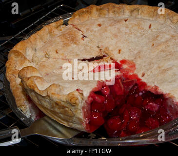 Homemade cherry pie Stock Photo - Alamy