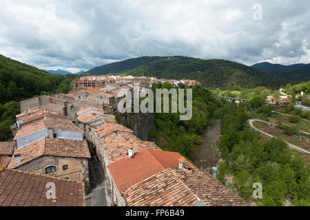 140+ Castellfollit De La Roca Stock Photos, Pictures & Royalty