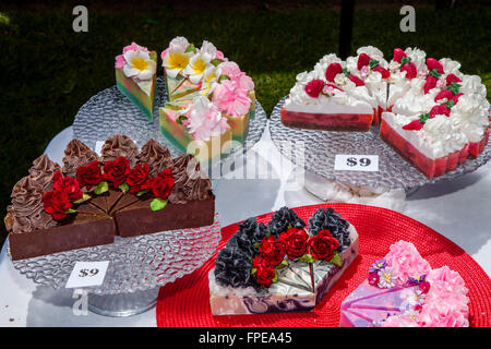 Cakes For sale At The Mangawhai Saturday Farmers Market, Northland, New Zealand Stock Photo