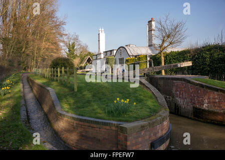 Barrel Lock Cottage, Preston Bagot, Henley In Arden, Warwickshire, England Stock Photo