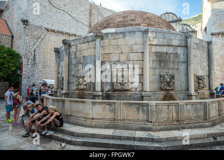 Great Onofrio's Fountain at Stradun main street of Old Town in Dubrovnik, Croatia Stock Photo