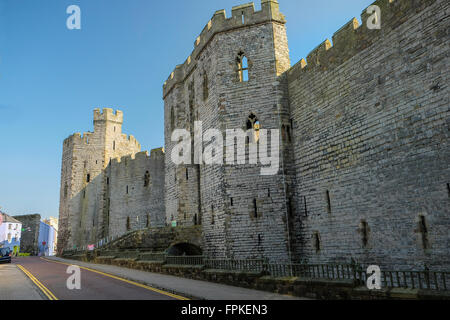 Castle Wall Caernarfon Gwynedd North Wales Uk Stock Photo
