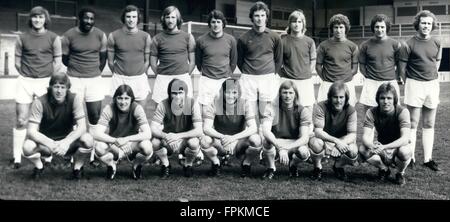 1975 - Cup Finalists - West Ham United: Photo Shows Group picture of West Ham United Wembley on May 3rd. 1975. (L to R - Back rows): Keith Robson; Clyde Best; Trevor Brooking; Billy Bonds; Bobby Ferguson; Mervyn Day; Kevin Lock; Pat Holland; John McDowell; and Mick McGiven. (L to R - Front Row): Tommy Taylor; Keith Coleman; Keith Colemabn; Bobby Gould; Frank Lmapard; Alan Taylor; Graham Paddon and Billy Jennings. © Keystone Pictures USA/ZUMAPRESS.com/Alamy Live News Stock Photo