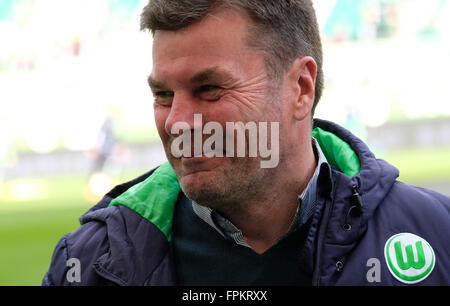 Wolfsburg, Germany. 19th Mar, 2016. Wolfsburg's coach Dieter Hecking before kick-off at the German Bundesliga soccer match between VfL Wolfsburg and SV Darmstadt 98 at the Volkswagen arena in Wolfsburg, Germany, 19 March 2016. PHOTO: PETER STEFFEN/dpa (EMBARGO CONDITIONS - ATTENTION: Due to the accreditation guidlines, the DFL only permits the publication and utilisation of up to 15 pictures per match on the internet and in online media during the match.) © dpa/Alamy Live News Stock Photo