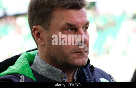 Wolfsburg, Germany. 19th Mar, 2016. Wolfsburg's coach Dieter Hecking before kick-off at the German Bundesliga soccer match between VfL Wolfsburg and SV Darmstadt 98 at the Volkswagen arena in Wolfsburg, Germany, 19 March 2016. PHOTO: PETER STEFFEN/dpa (EMBARGO CONDITIONS - ATTENTION: Due to the accreditation guidlines, the DFL only permits the publication and utilisation of up to 15 pictures per match on the internet and in online media during the match.) © dpa/Alamy Live News Stock Photo