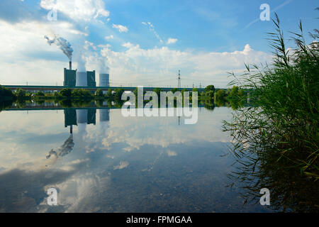Germany, Saxony-Anhalt, Skopau, brown coal-fired power station Schkopau is reflected in pond Stock Photo