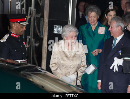 The Queen, patron of the Gold Service Scholarship attends award ceremony to find best front of house professionals.  Featuring: HM The Queen, Elizabeth II Where: London, United Kingdom When: 16 Feb 2016 Stock Photo