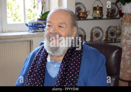 Rome, Italy. 17th Mar, 2016. ATTENTION: BLOCKING PERIOD 21 March 00:01 - Italian actor Bud Spencer sitting in his apartment in Rome, Italy, 17 March 2016. His fourth book 'Was ich euch noch sagen wollte.' (lit. 'What I still wanted to tell you.') celebrates world premiere in Germany on 21 March 2016. Photo: Carola Frentzen/dpa/Alamy Live News