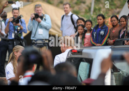 Kathmandu, Nepal. 20th Mar, 2016. Prince Harry visits the temporary tent at Sano Byasi, during his five-day official trip. © Narayan Maharjan/Pacific Press/Alamy Live News Stock Photo