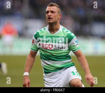 Bochum, Germany. 20th March, 2016. Football 2nd Bundesliga, matchday 27, 20.03.2016, Bochum, Germany, VfL Bochum vs Greuther Fuerth: Veton Berisha (Fuehrt).  Credit:  Juergen Schwarz/Alamy Live News Stock Photo