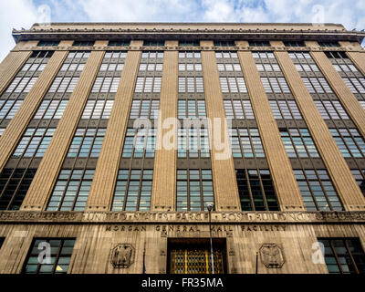 USPS Morgan General Mail Facility, 341 9th Avenue, New York, NY 10199, USA Stock Photo