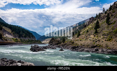 The Fraser River as it winds its way through the Fraser Canyon to the Pacific Ocean on the west coast of Vancouver, BC, Canada Stock Photo