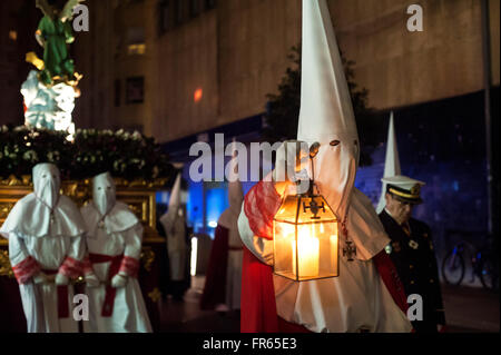 Santander, Spain. 21st March, 2016. During Easter Monday night prayer procession that runs through the downtown area of the city of Santander takes place  Credit:  JOAQUIN GOMEZ SASTRE/Alamy Live News Stock Photo