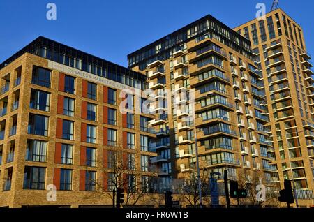 The new Berkeley Homes apartment development in Royal Arsenal, Woolwich, London, England, UK Stock Photo