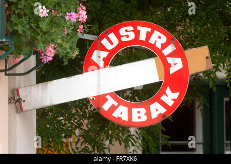 Österreich, Niederösterreich, Baden bei Wien: typisches Werbeschild für Austria Tabak Stock Photo