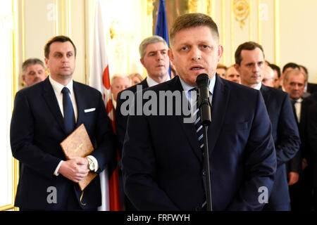 Bratislava, Slovakia. 22nd Mar, 2016. The chairmen of four Slovak political parties Radoslav Prochazka, Bela Bugar, Robert Fico (centre), Andrej Danko signed a coalition agreement today following a recent general election. Prime Minister Robert Fico's Smer-Social Democracy (Smer-SD) will have the strongest representation in the government in Bratislava, Slovakia, March 22, 2016. © Martin Mikula/CTK Photo/Alamy Live News Stock Photo