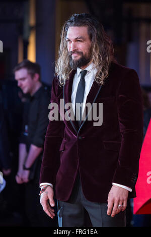 London, UK. 22 March 2016. Actor Jason Momoa (Aquaman). Warner Bros. Pictures presents the European Premiere of Batman v Superman, Dawn of Justice. The movie, directed by Zack Snyder, stars Ben Affleck as Batman/Bruce Wayne and Henry Cavill as Superman/Clark Kent in the characters’ first big-screen pairing. The movie opens in cinemas on 25 March 2016. Credit:  Vibrant Pictures/Alamy Live News Stock Photo