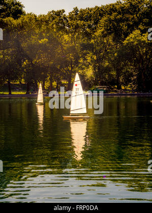 Model Boats on Conservatory Water, East Side from 72nd to 75th Street, Central Park, New York City, USA. Stock Photo