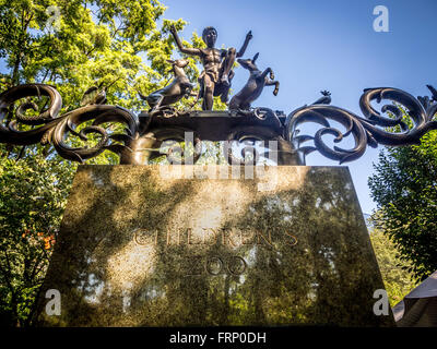 Tisch Children's Zoo entrance sign, Central Park, New York City, USA. Stock Photo