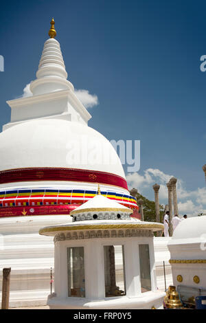 Sri Lanka, Anuradhapura, Thuparamaya Theravada Buddhist Dagoba, site of first temple of tooth Stock Photo