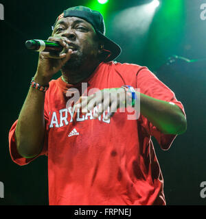 FILE PIC: PHIFE DAWG, a founding member of the hip-hop group A Tribe Called Quest, died on Tuesday. He was 45. The rapper, born Malik Isaac Taylor, had been struggling with Type 1 diabetes for several years. Phife received a kidney transplant from his wife in 2008 and was on the list to receive another kidney. HeÊformed A Tribe Called Quest in the late 1980s with Q-Tip, DJ Ali Shaheed Muhammad and Jarobi White. They signed to Jive Records and released five studio albums. Pictured: August 29, 2010 - Columbia, Maryland, U. Stock Photo