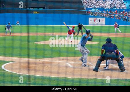 Estadio Latino Americano, Havana, Cuba Stock Photo - Alamy