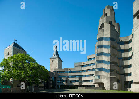 Deutschland, Nordrhein-Westfalen, Bergisch-Gladbach, das Bensberger Rathaus ist ein in den Jahren 1964-1969 nach den Plänen de Stock Photo